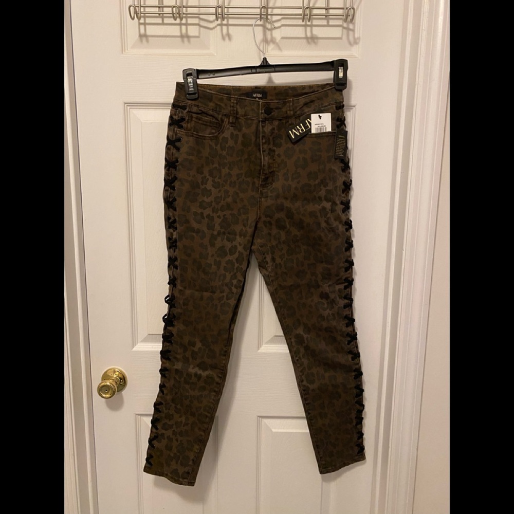 Leopard print AFRM jeans, size 10, nwt